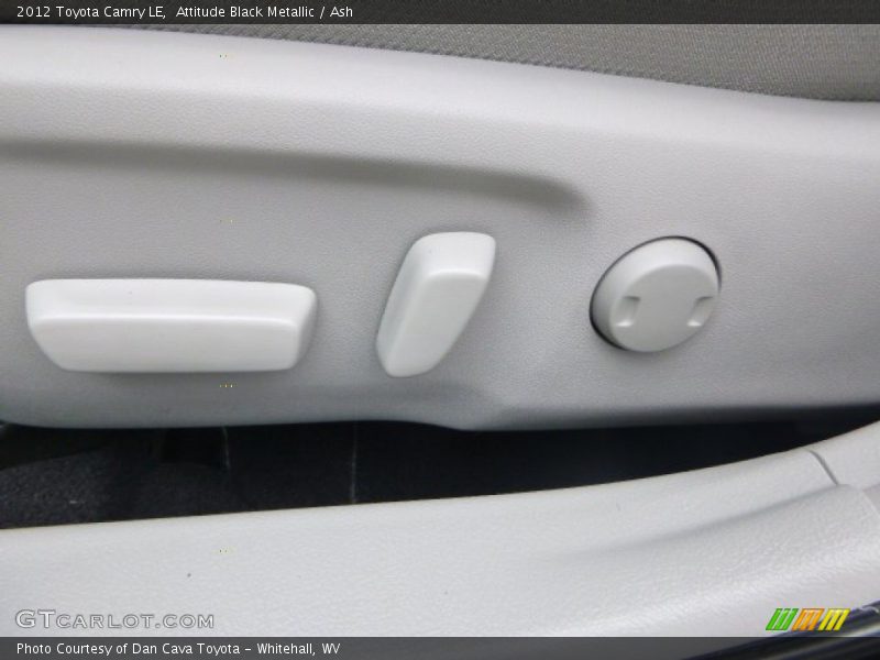 Attitude Black Metallic / Ash 2012 Toyota Camry LE