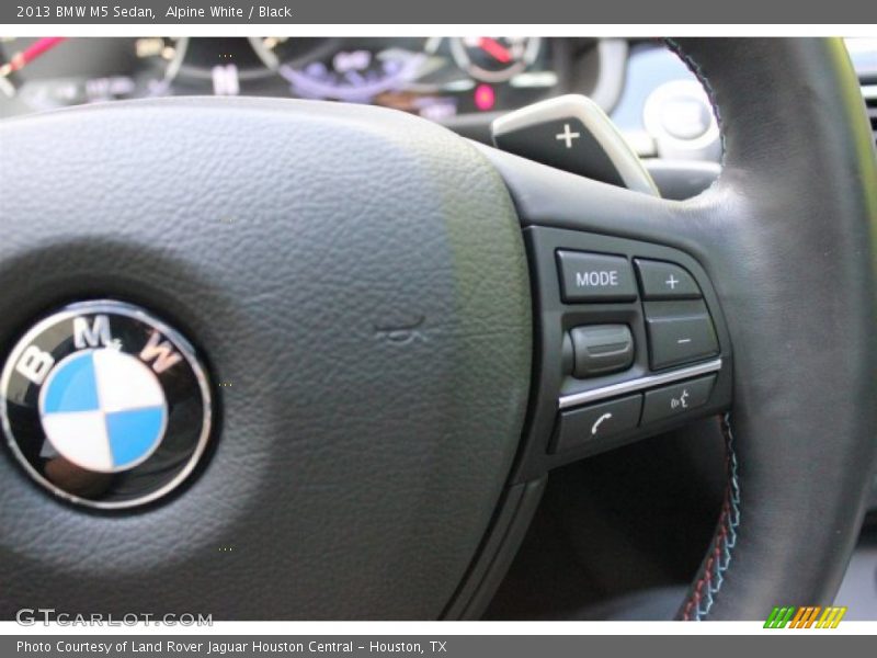Alpine White / Black 2013 BMW M5 Sedan