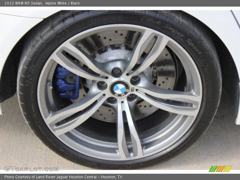 Alpine White / Black 2013 BMW M5 Sedan