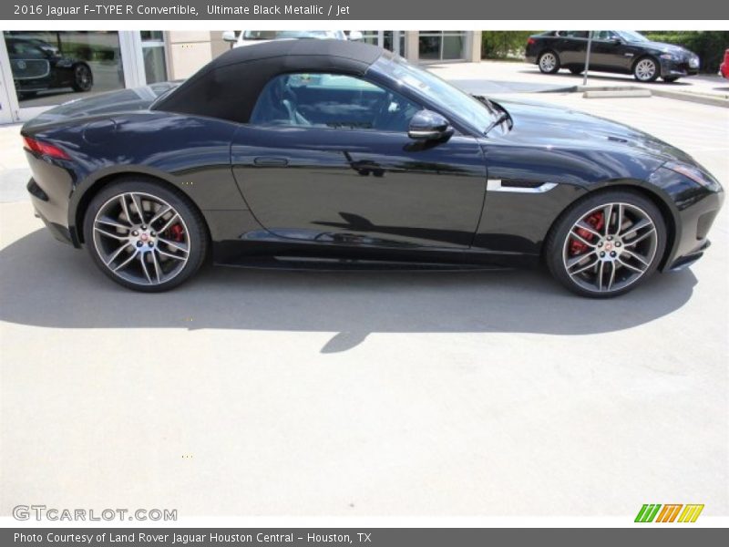 Ultimate Black Metallic / Jet 2016 Jaguar F-TYPE R Convertible