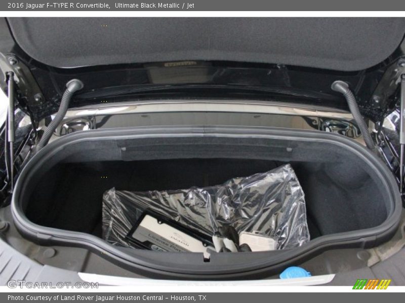 Ultimate Black Metallic / Jet 2016 Jaguar F-TYPE R Convertible