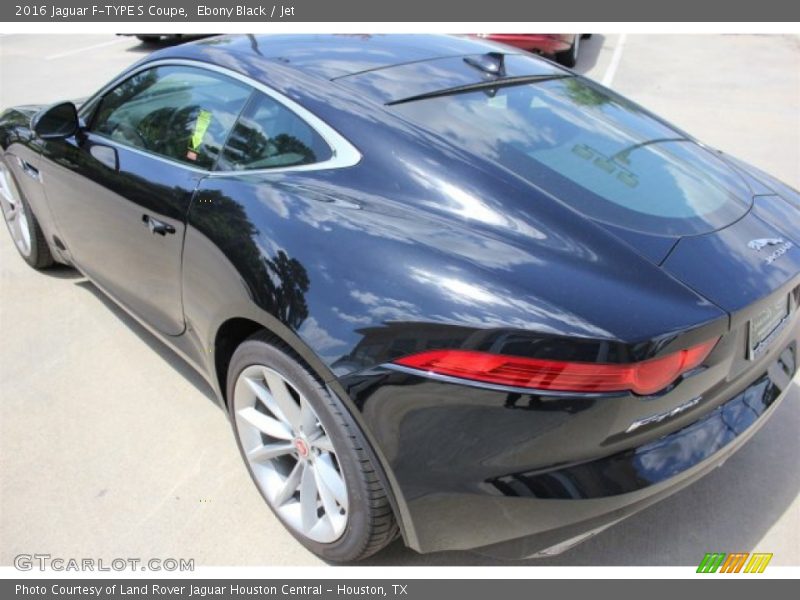 Ebony Black / Jet 2016 Jaguar F-TYPE S Coupe