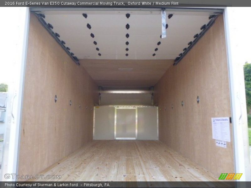 Oxford White / Medium Flint 2016 Ford E-Series Van E350 Cutaway Commercial Moving Truck