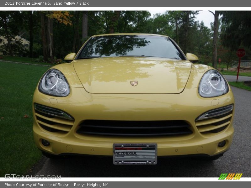 Sand Yellow / Black 2012 Porsche Cayenne S