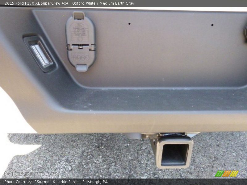 Oxford White / Medium Earth Gray 2015 Ford F150 XL SuperCrew 4x4