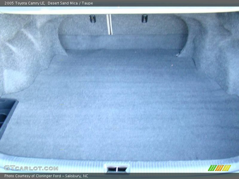 Desert Sand Mica / Taupe 2005 Toyota Camry LE