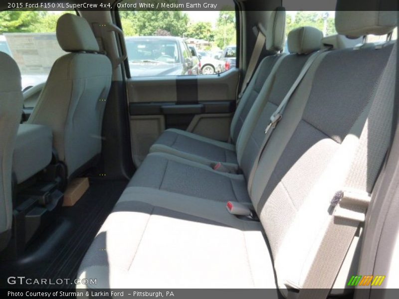 Oxford White / Medium Earth Gray 2015 Ford F150 XL SuperCrew 4x4