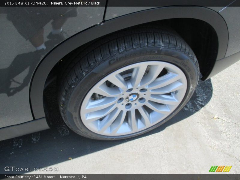 Mineral Grey Metallic / Black 2015 BMW X1 xDrive28i