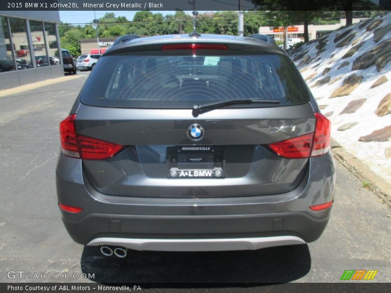 Mineral Grey Metallic / Black 2015 BMW X1 xDrive28i