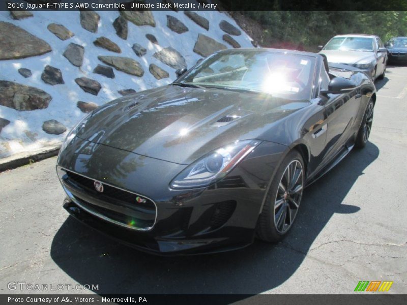 Ultimate Black Metallic / Ivory 2016 Jaguar F-TYPE S AWD Convertible