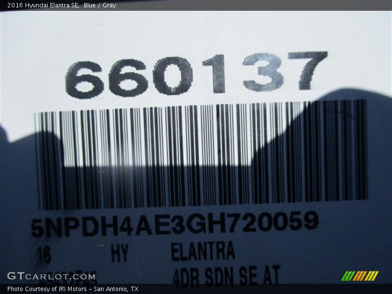 Blue / Gray 2016 Hyundai Elantra SE