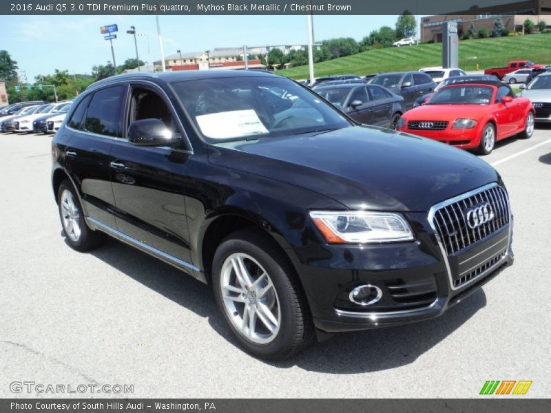 Front 3/4 View of 2016 Q5 3.0 TDI Premium Plus quattro