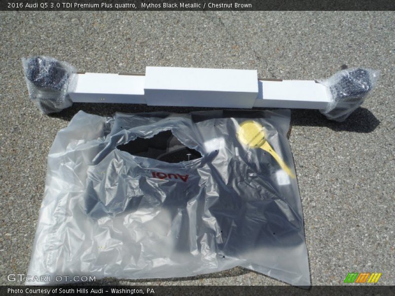 Mythos Black Metallic / Chestnut Brown 2016 Audi Q5 3.0 TDI Premium Plus quattro