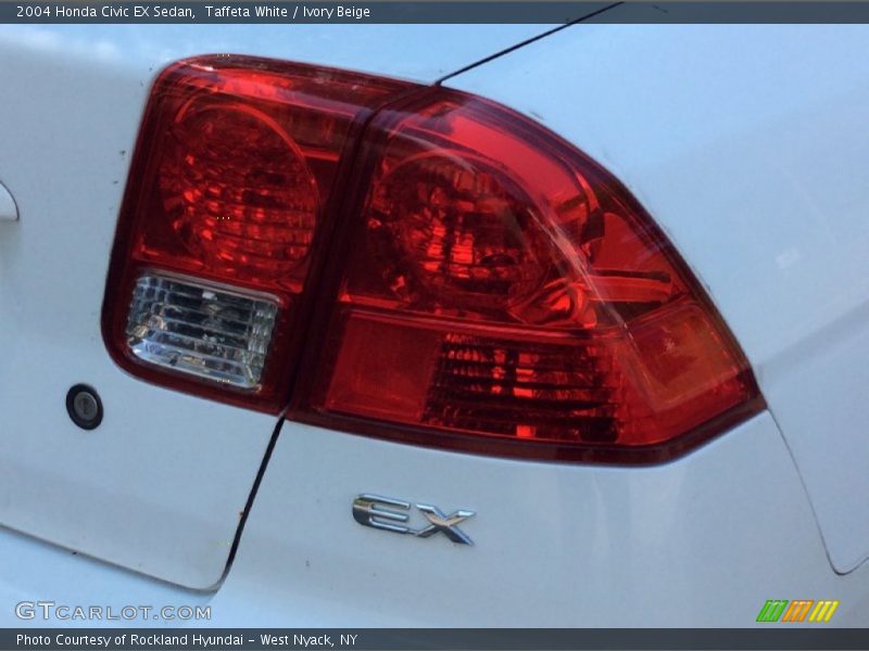 Taffeta White / Ivory Beige 2004 Honda Civic EX Sedan