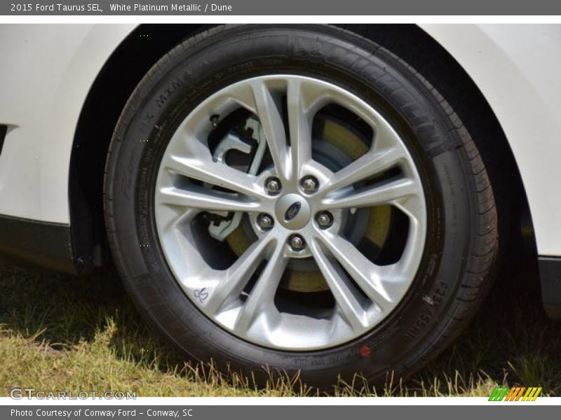 White Platinum Metallic / Dune 2015 Ford Taurus SEL