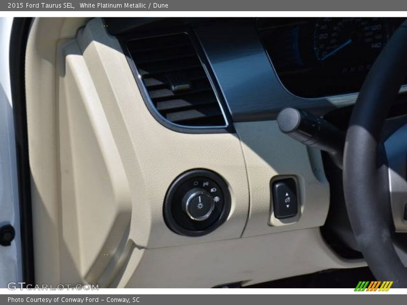 White Platinum Metallic / Dune 2015 Ford Taurus SEL