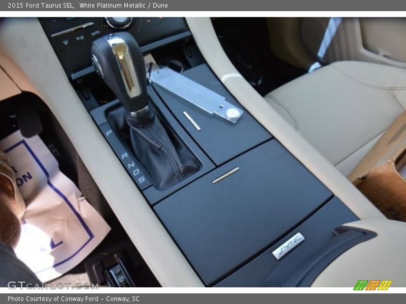 White Platinum Metallic / Dune 2015 Ford Taurus SEL