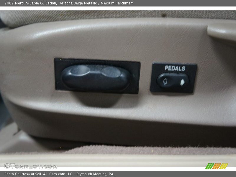 Arizona Beige Metallic / Medium Parchment 2002 Mercury Sable GS Sedan