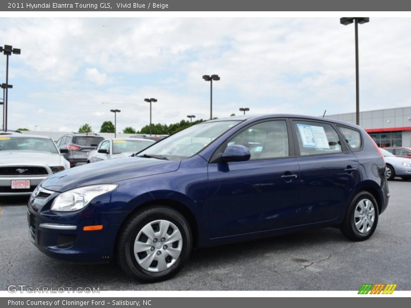 Front 3/4 View of 2011 Elantra Touring GLS