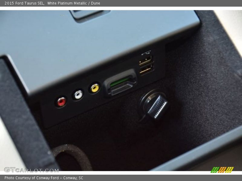 White Platinum Metallic / Dune 2015 Ford Taurus SEL
