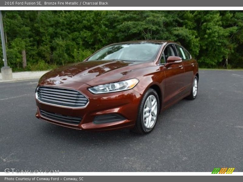 Bronze Fire Metallic / Charcoal Black 2016 Ford Fusion SE