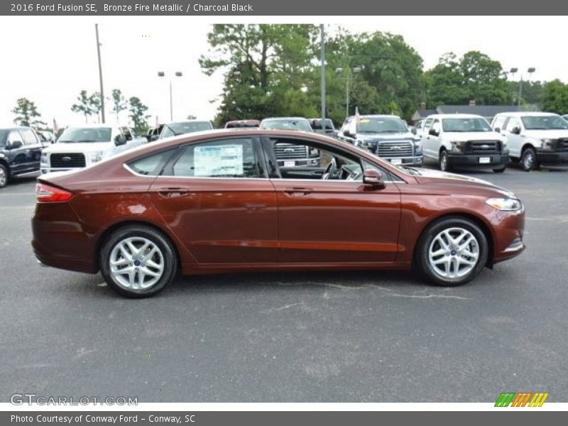 Bronze Fire Metallic / Charcoal Black 2016 Ford Fusion SE