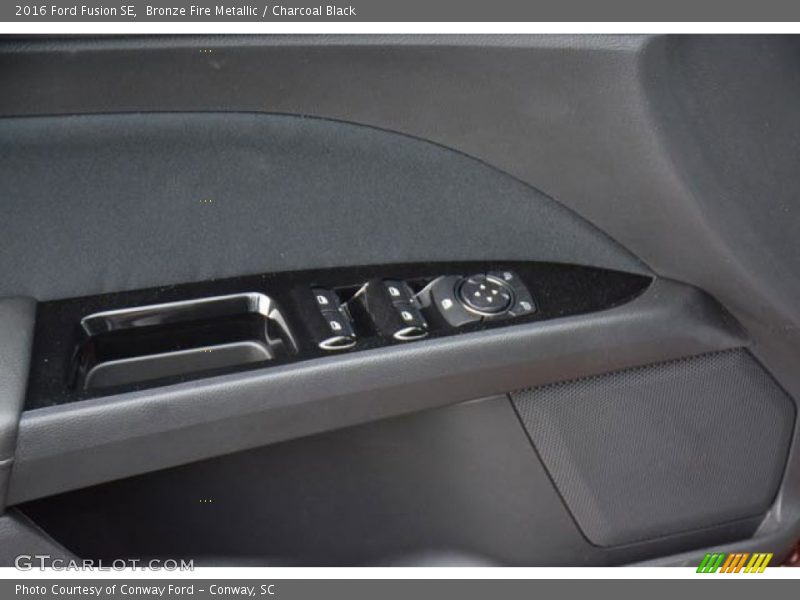 Bronze Fire Metallic / Charcoal Black 2016 Ford Fusion SE