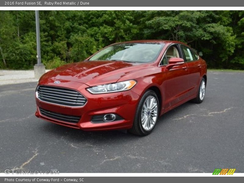 Ruby Red Metallic / Dune 2016 Ford Fusion SE