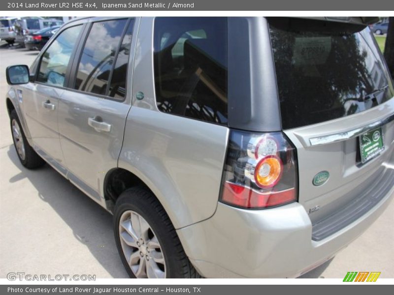 Ipanema Sand Metallic / Almond 2014 Land Rover LR2 HSE 4x4