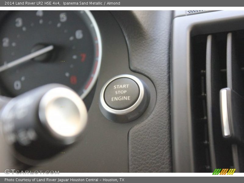 Ipanema Sand Metallic / Almond 2014 Land Rover LR2 HSE 4x4