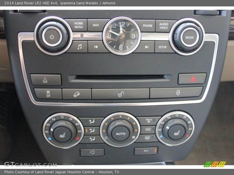 Ipanema Sand Metallic / Almond 2014 Land Rover LR2 HSE 4x4