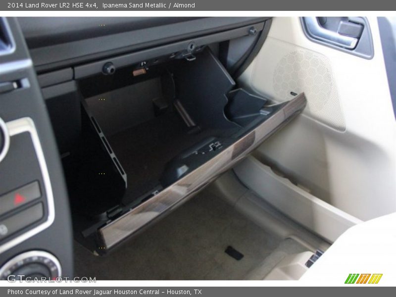 Ipanema Sand Metallic / Almond 2014 Land Rover LR2 HSE 4x4