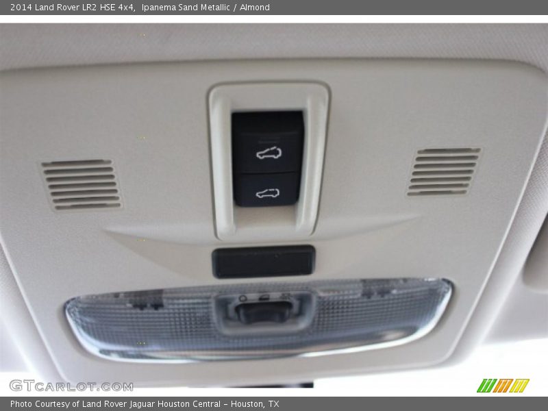 Ipanema Sand Metallic / Almond 2014 Land Rover LR2 HSE 4x4