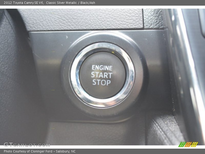 Classic Silver Metallic / Black/Ash 2012 Toyota Camry SE V6