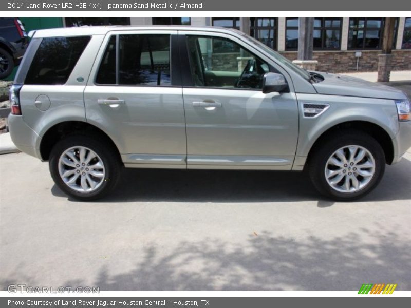 Ipanema Sand Metallic / Almond 2014 Land Rover LR2 HSE 4x4