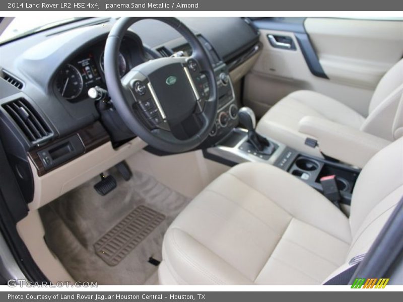 Ipanema Sand Metallic / Almond 2014 Land Rover LR2 HSE 4x4