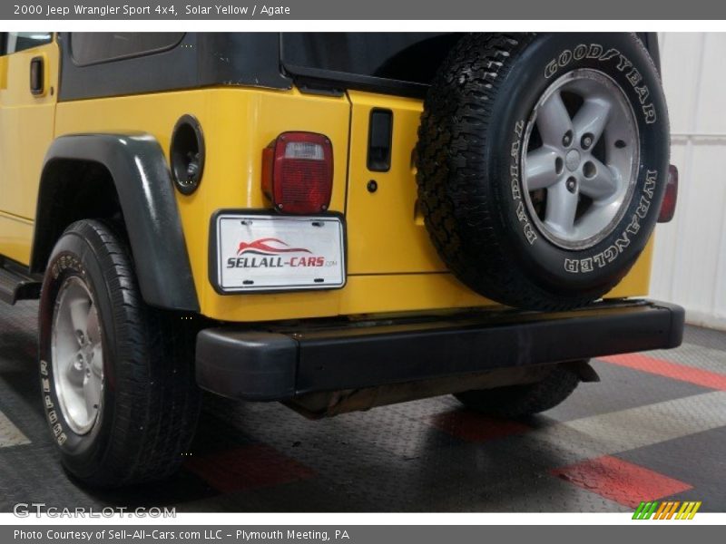 Solar Yellow / Agate 2000 Jeep Wrangler Sport 4x4