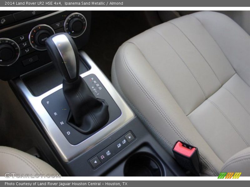 Ipanema Sand Metallic / Almond 2014 Land Rover LR2 HSE 4x4