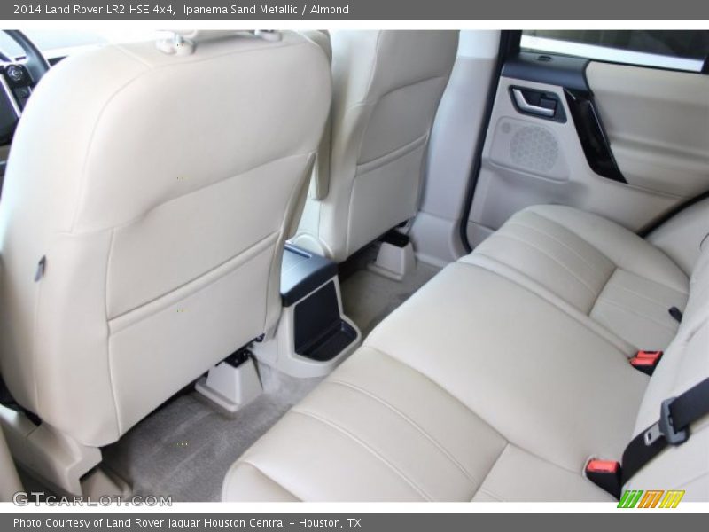 Ipanema Sand Metallic / Almond 2014 Land Rover LR2 HSE 4x4