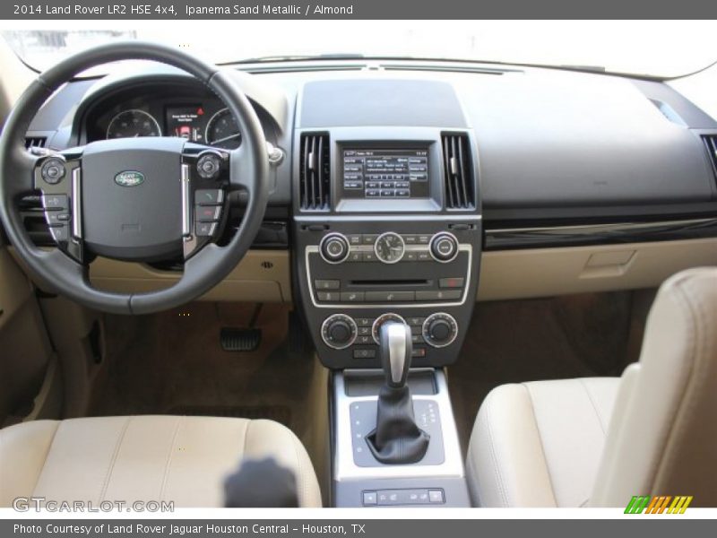 Ipanema Sand Metallic / Almond 2014 Land Rover LR2 HSE 4x4