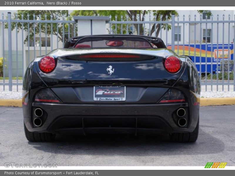 Nero (Black) / Rosso 2010 Ferrari California