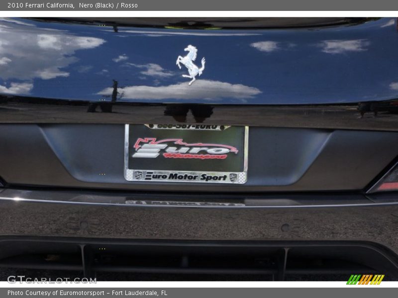 Nero (Black) / Rosso 2010 Ferrari California