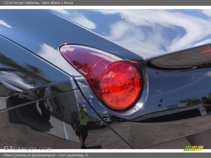 Nero (Black) / Rosso 2010 Ferrari California