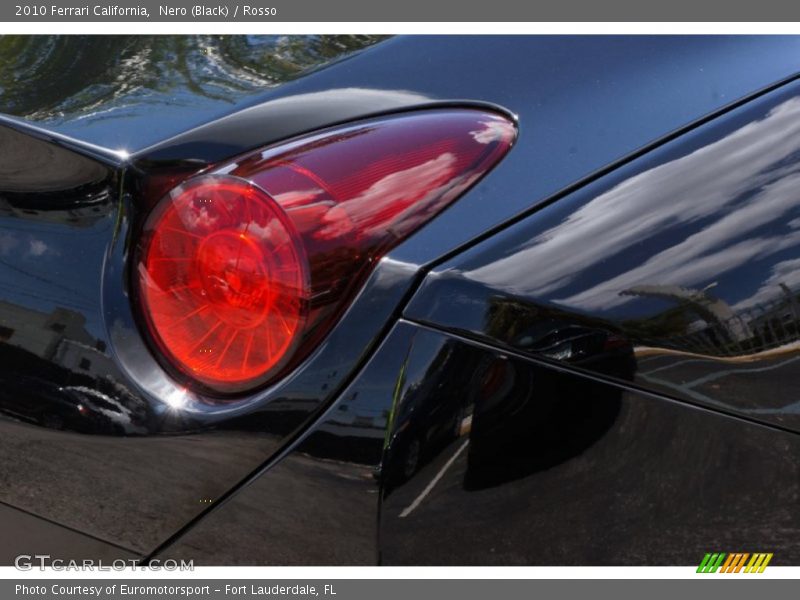 Nero (Black) / Rosso 2010 Ferrari California