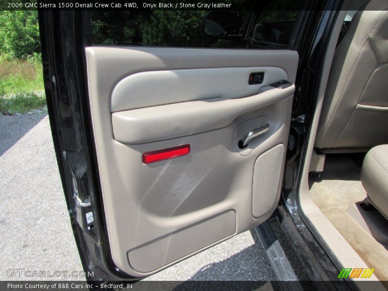 Onyx Black / Stone Gray leather 2006 GMC Sierra 1500 Denali Crew Cab 4WD