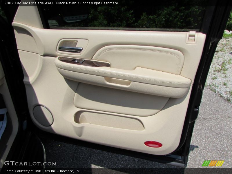 Black Raven / Cocoa/Light Cashmere 2007 Cadillac Escalade AWD