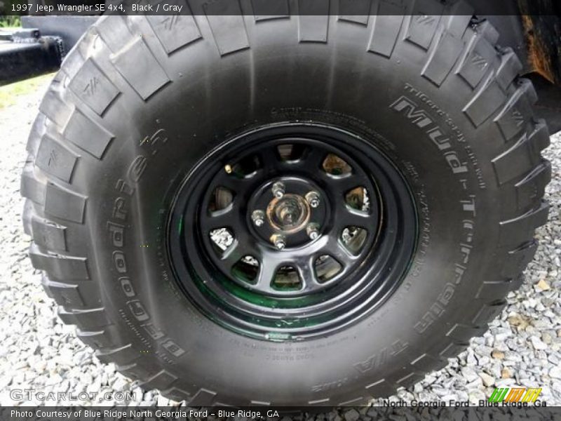 Black / Gray 1997 Jeep Wrangler SE 4x4