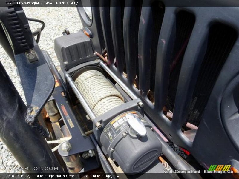 Black / Gray 1997 Jeep Wrangler SE 4x4