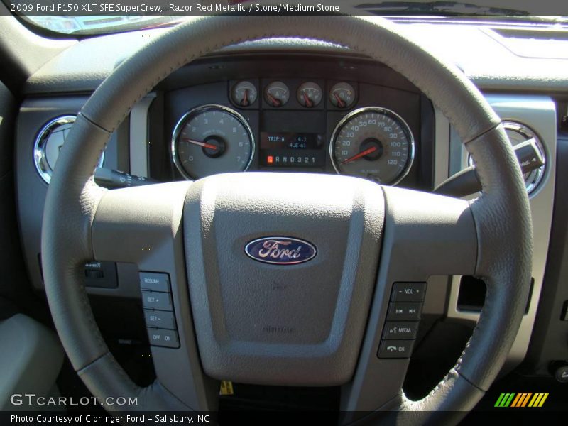 Razor Red Metallic / Stone/Medium Stone 2009 Ford F150 XLT SFE SuperCrew