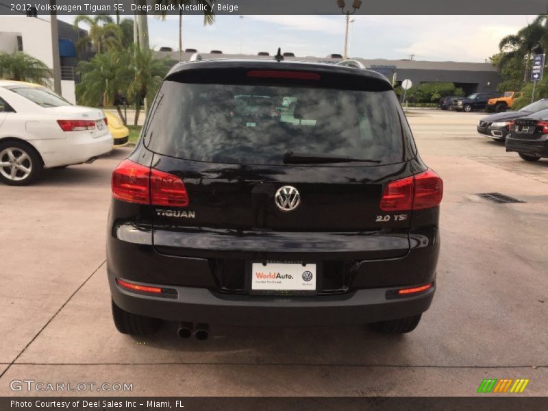 Deep Black Metallic / Beige 2012 Volkswagen Tiguan SE